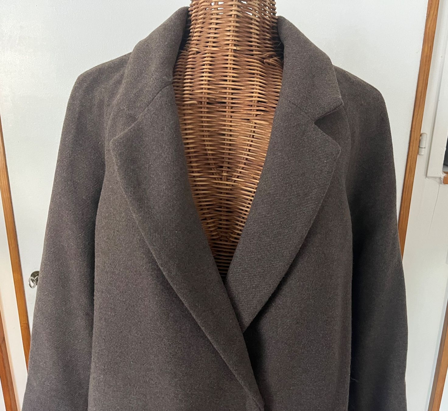 H&M Mäntel: H&M Mantel braun Gr. M – Gebraucht aus Utzenstorf von Ismaele 3