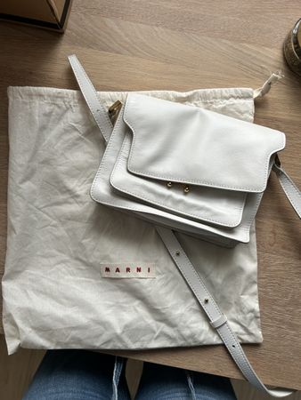 Marni Umhängetasche Leder, weiss