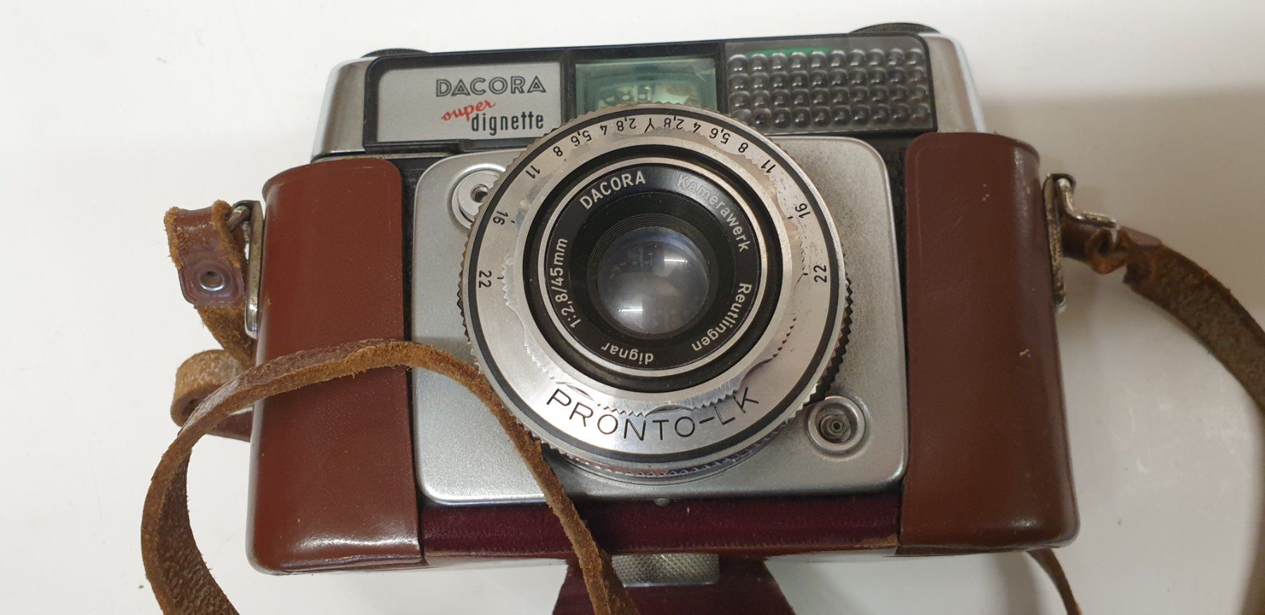 Fotocamera: Fotoapparat Dacora Super Dignette – Usato da Emmen venduto da Brockofsky 2