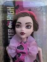 Monster High Draculaura Puppe im Originalkarton 40-60 Zeiche