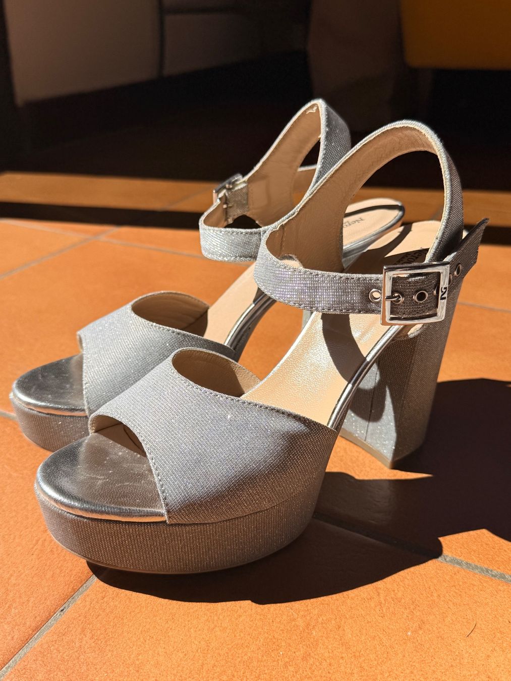 Scarpe da donna: Sandali Nero Giardini 💫 – Nuovo (secondo la descrizione) da Bellinzona venduto da bul_mvy5 3