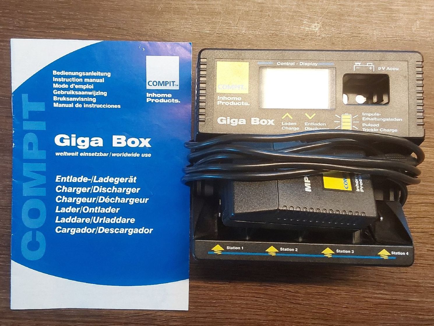 Akkus & Batterien: Giga Box Batterieladegerät Compit – Gebraucht aus Köniz von scopello12