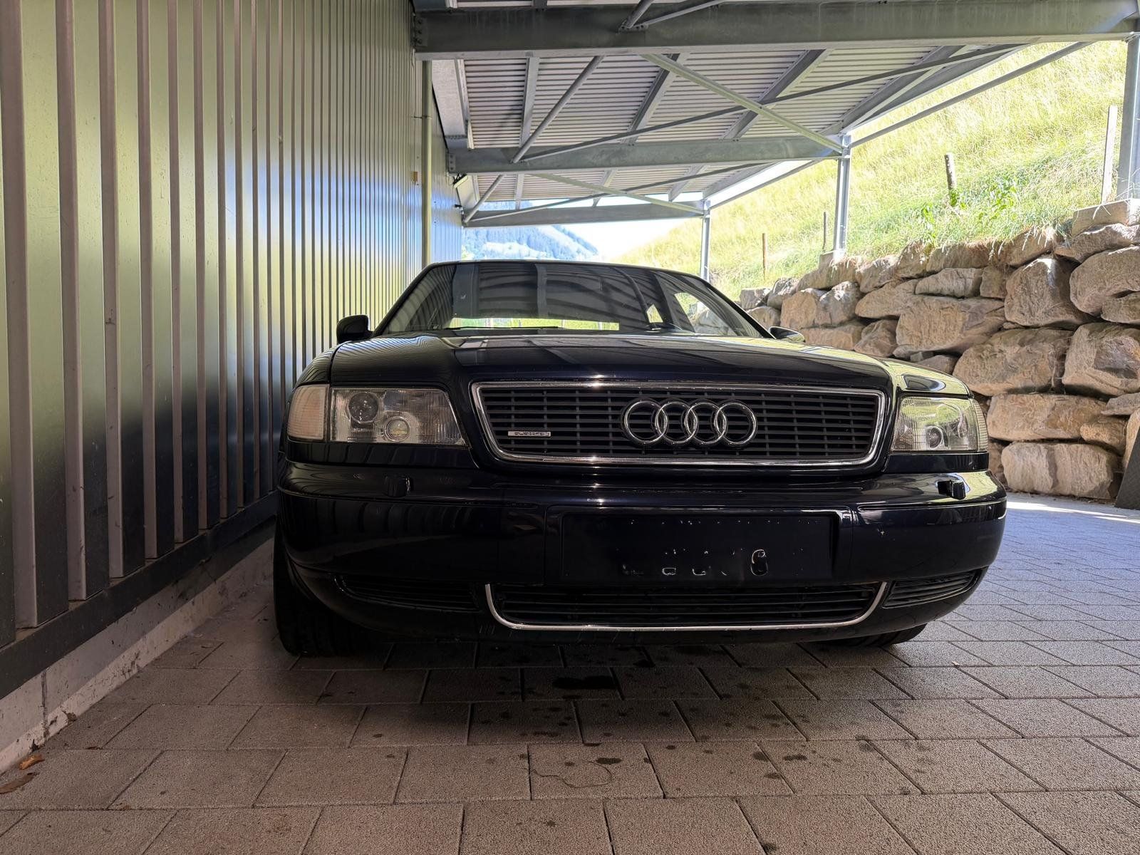 Audi Autos: Audi A8 Quattro 4,2 V8 – D'occasion à Flühli LU par Overland_Motors 3