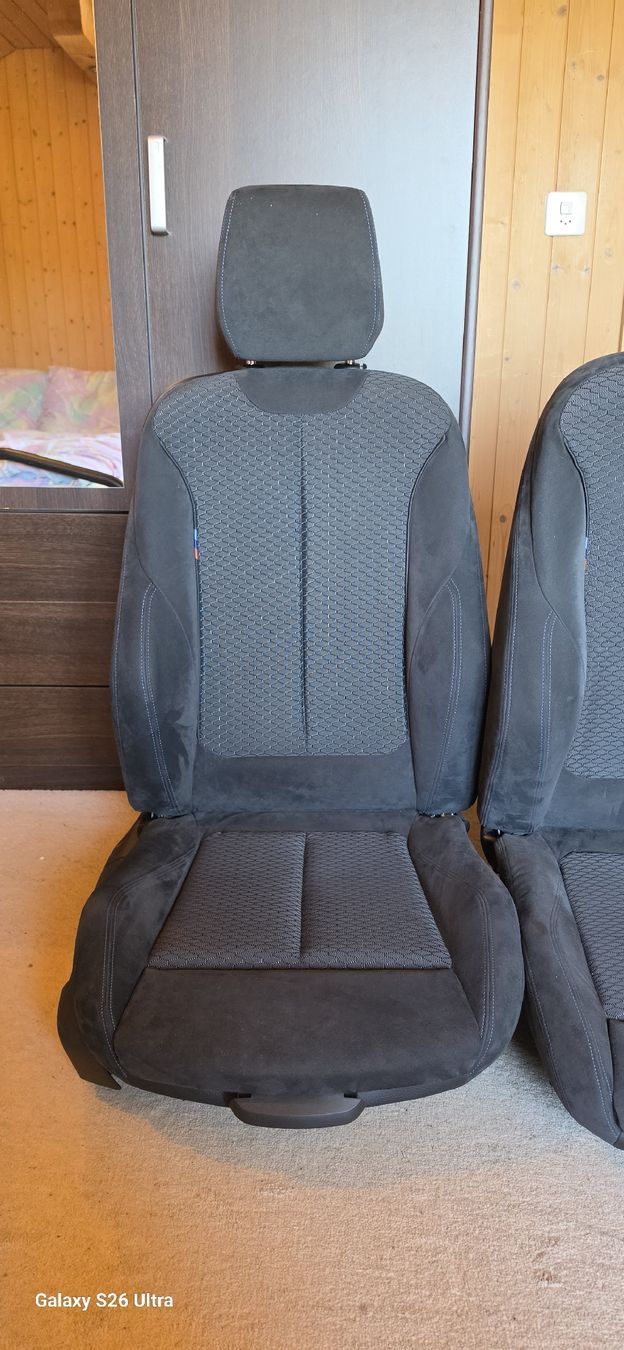 BMW Tutti pezzi di ricambio auto: Alcantara Sitze M140i F21 Memory function – Usato da Unterägeri venduto da F21B58 1
