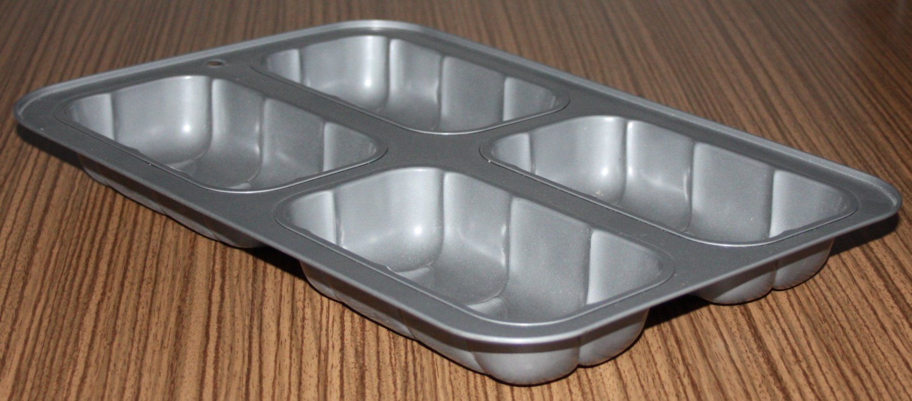 Backformen: Backblech 4 Zöpfli 15.5x8.5x3.8cm – Gebraucht aus Flüelen von Diversicum-Shop