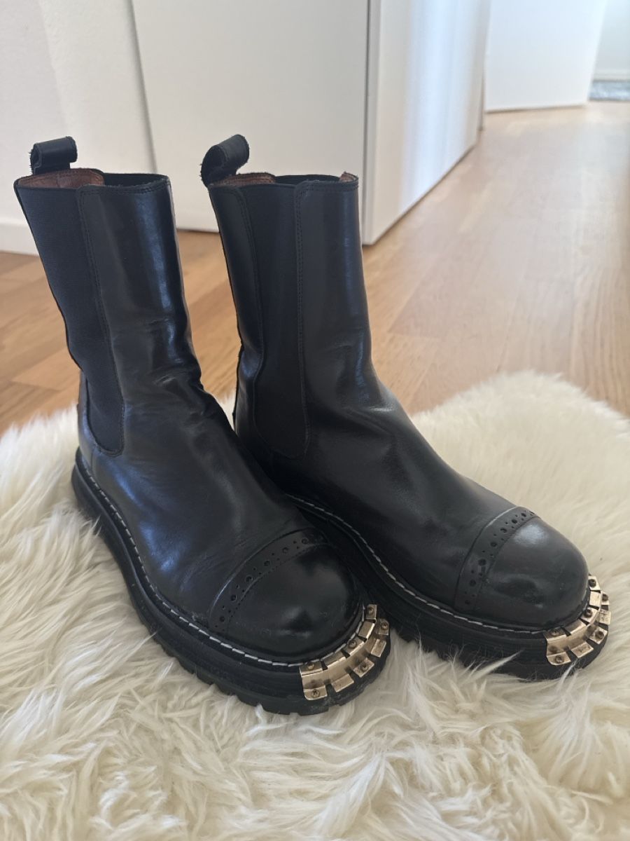 Sandro Scarpe da donna: Sandro Paris Lederstiefel, Schwarz, Gr. 37 – Usato da Uster venduto da CharlotteVN 2
