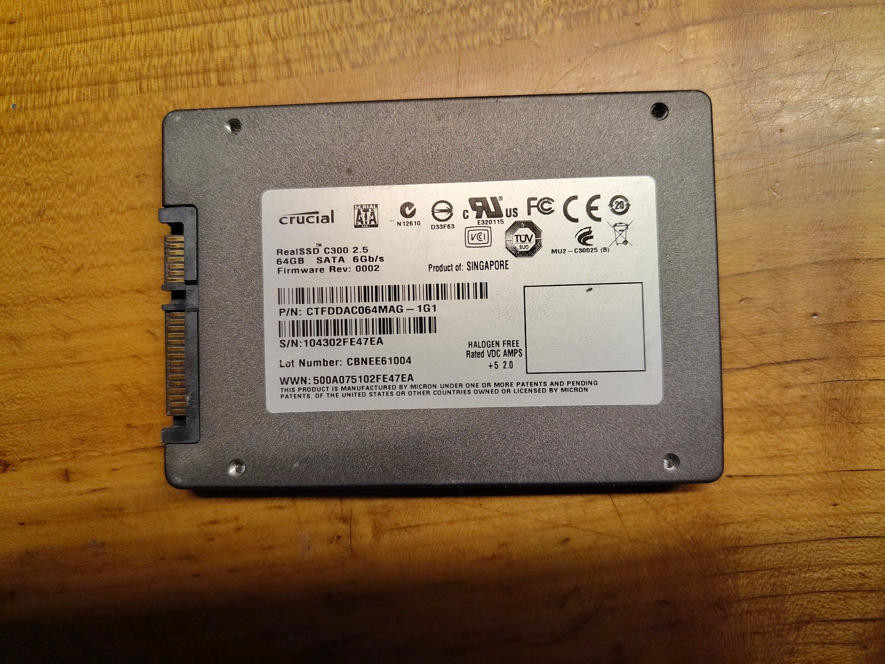 Crucial Dischi rigidi: Crucial SSD 64Gb – Usato da Bern venduto da 70hemicuda 1
