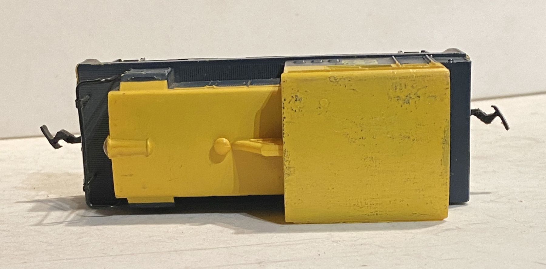 Modellini di ferrovie: Bachmann Diesel-Lok Santa Fé ATSF 32 – Usato da Sonceboz-Sombeval venduto da Decolove 6