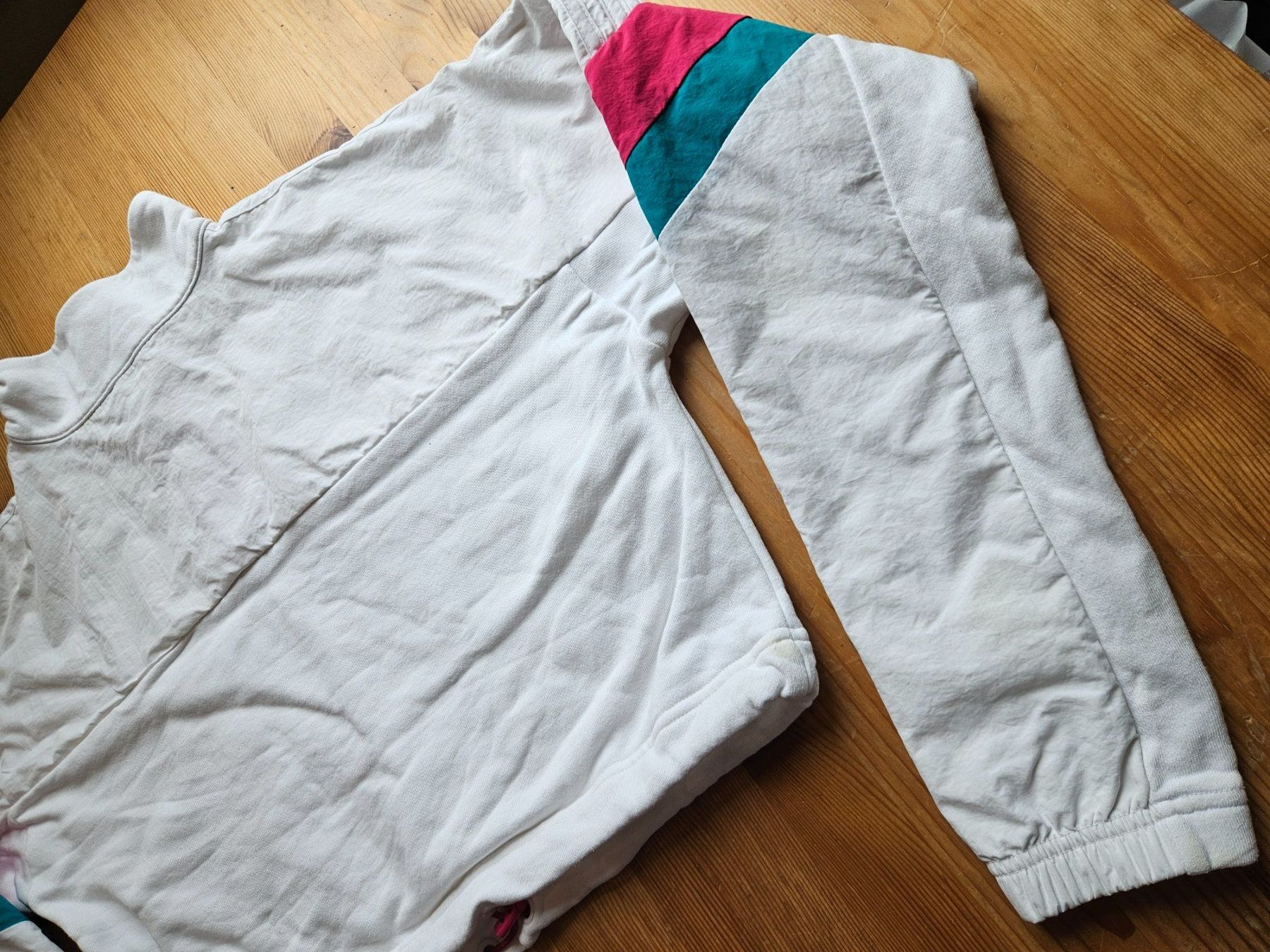 Adidas Maglioni & Felpe: Cropped Sweater adidas Grösse S retro Pullover Hoodie – Usato da Hägglingen venduto da United-Village-Trade 7