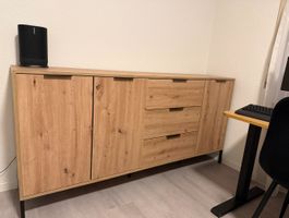 Moderne Kommode / Sideboard in Eiche-Optik – neuwertig