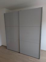 Grosser Kleiderschrank von Pfister (200cm x 65cm)