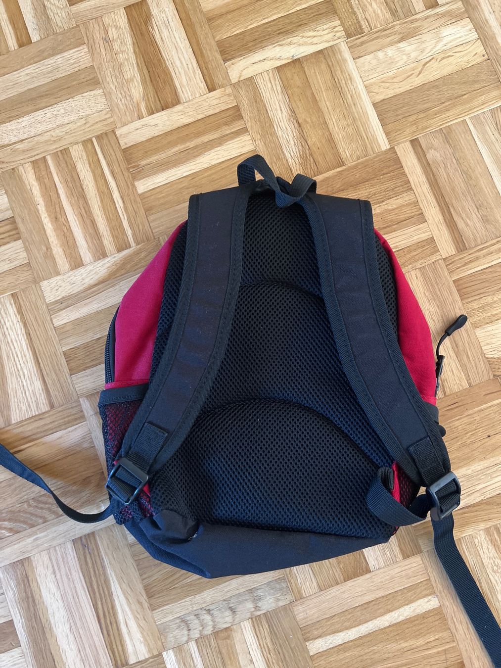 Hi-Tec Zaini: Kleinkinder Rucksack - 5 Liter – Usato da Zuchwil venduto da Commander0 1