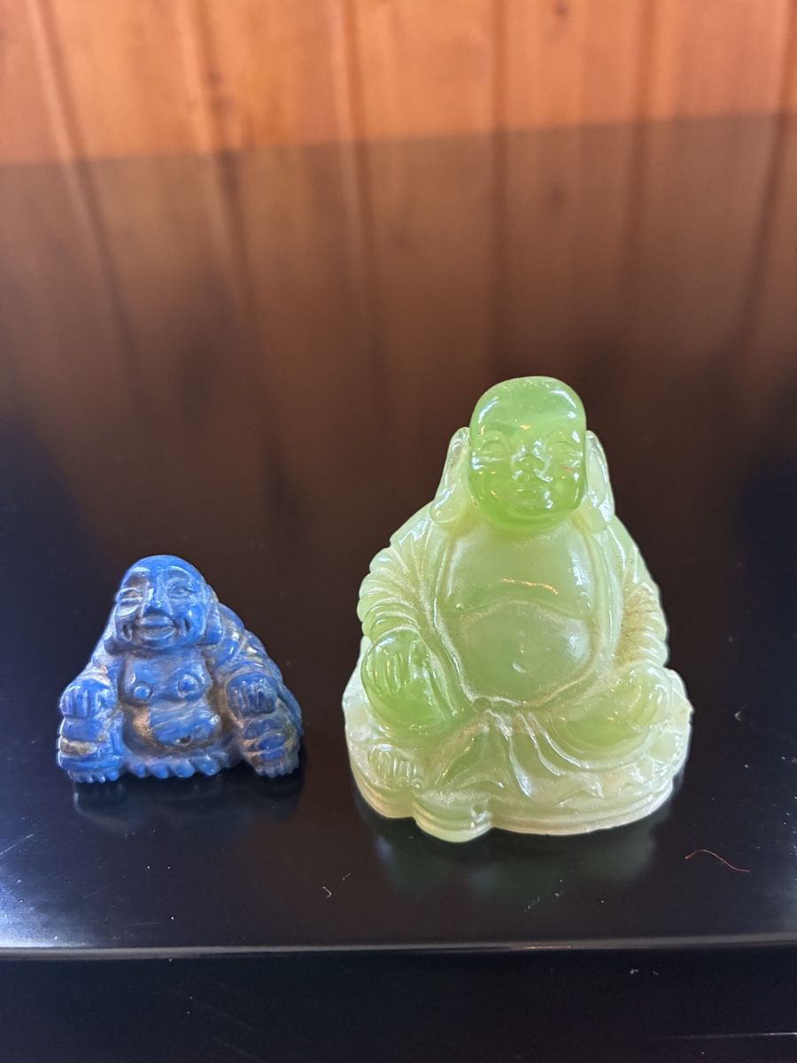 Statuette: Buddha Figuren Set, – Usato da Urnäsch venduto da schneewittli. 2