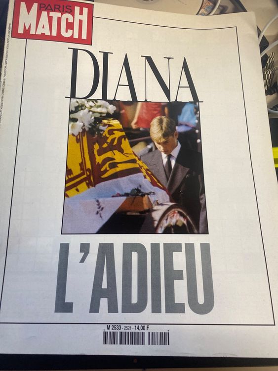 Lot de 5 revues l inoubliable Diana , l effet Diana et Adieu Princesse