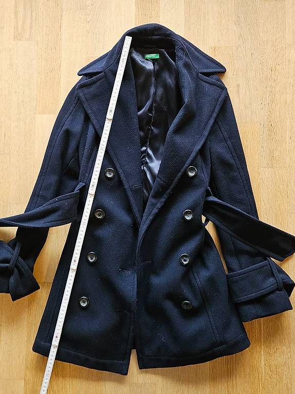 Benetton Cappotti: Wintermantel dunkelblau Benetton Gr. 42 – Usato da Konolfingen venduto da yve_z5xr 1