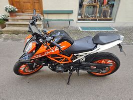 KTM 390 Duke