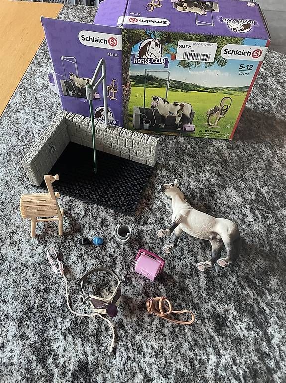 Giocattoli: Schleich Pferdewaschbox – Usato da Wengi b. Frutigen venduto da Tomaeg0