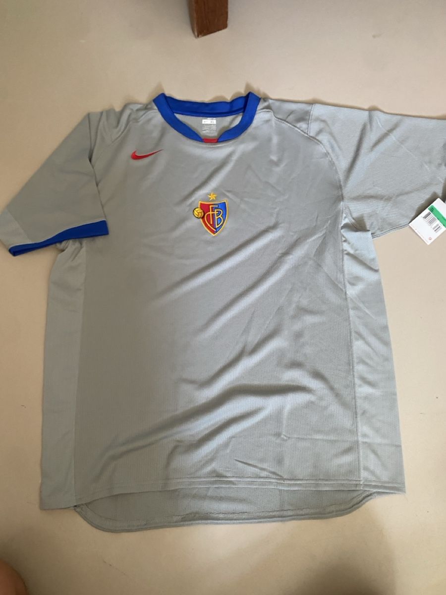 Nike Canottiere & Pantaloni: FC Basel Trikot 2007 Nike XL Original verpackt – Nuovo e nell'imballaggio originale da Basel venduto da Skindamon