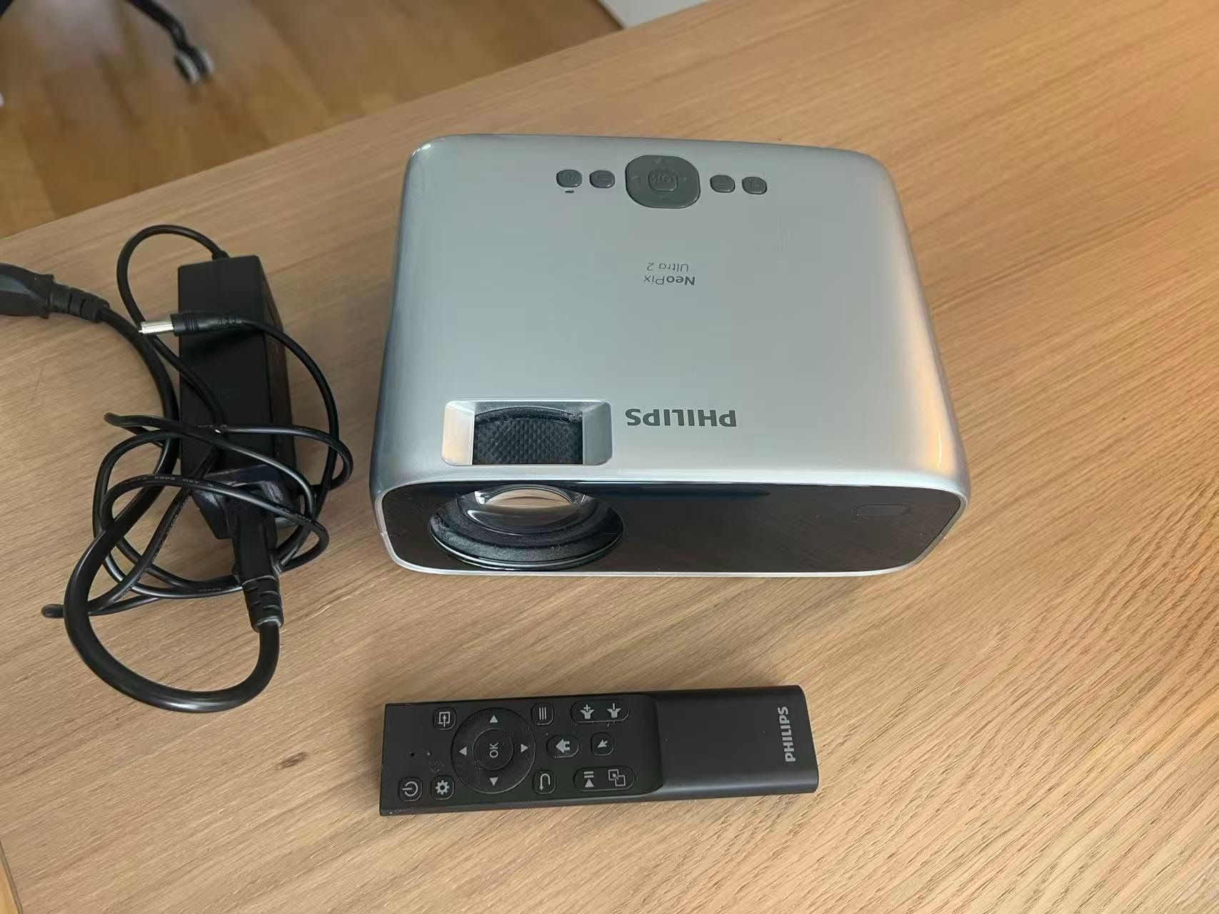 Philips Videoprojektoren: Philips Projector Neopix Ultra 2 – Gebraucht aus DUBENDORF von Leon2344 1