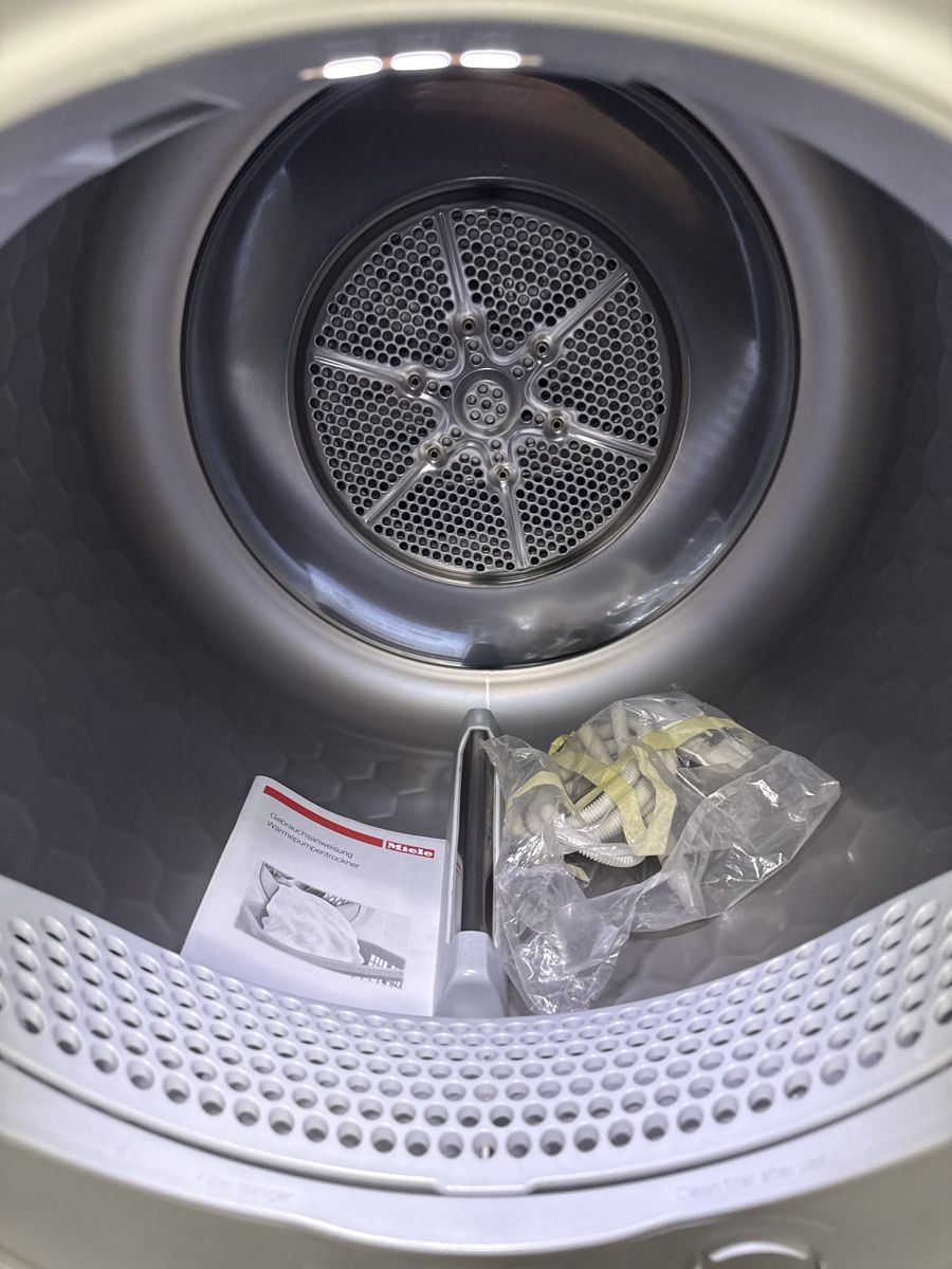 Miele Lavatrici: Miele Waschturm 8Kg A+++ – Usato da Kilchberg ZH venduto da Rei_9 3