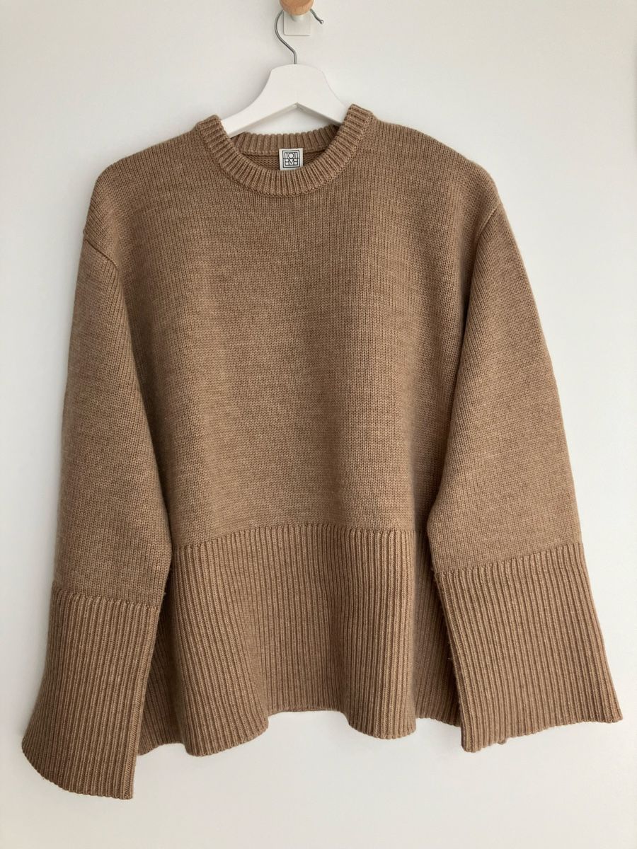 Totême Pulls & Sweat-shirts: Totême Pullover  – D'occasion à Zürich par pac_qxb7