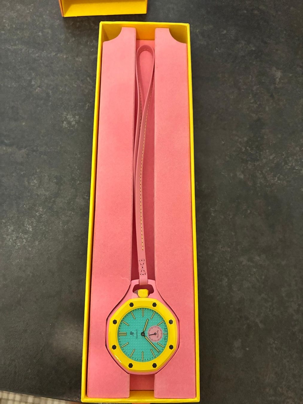 Swatch Orologi: Royal POP Otg rote – Nuovo e nell'imballaggio originale da Lausanne venduto da car_x5lf