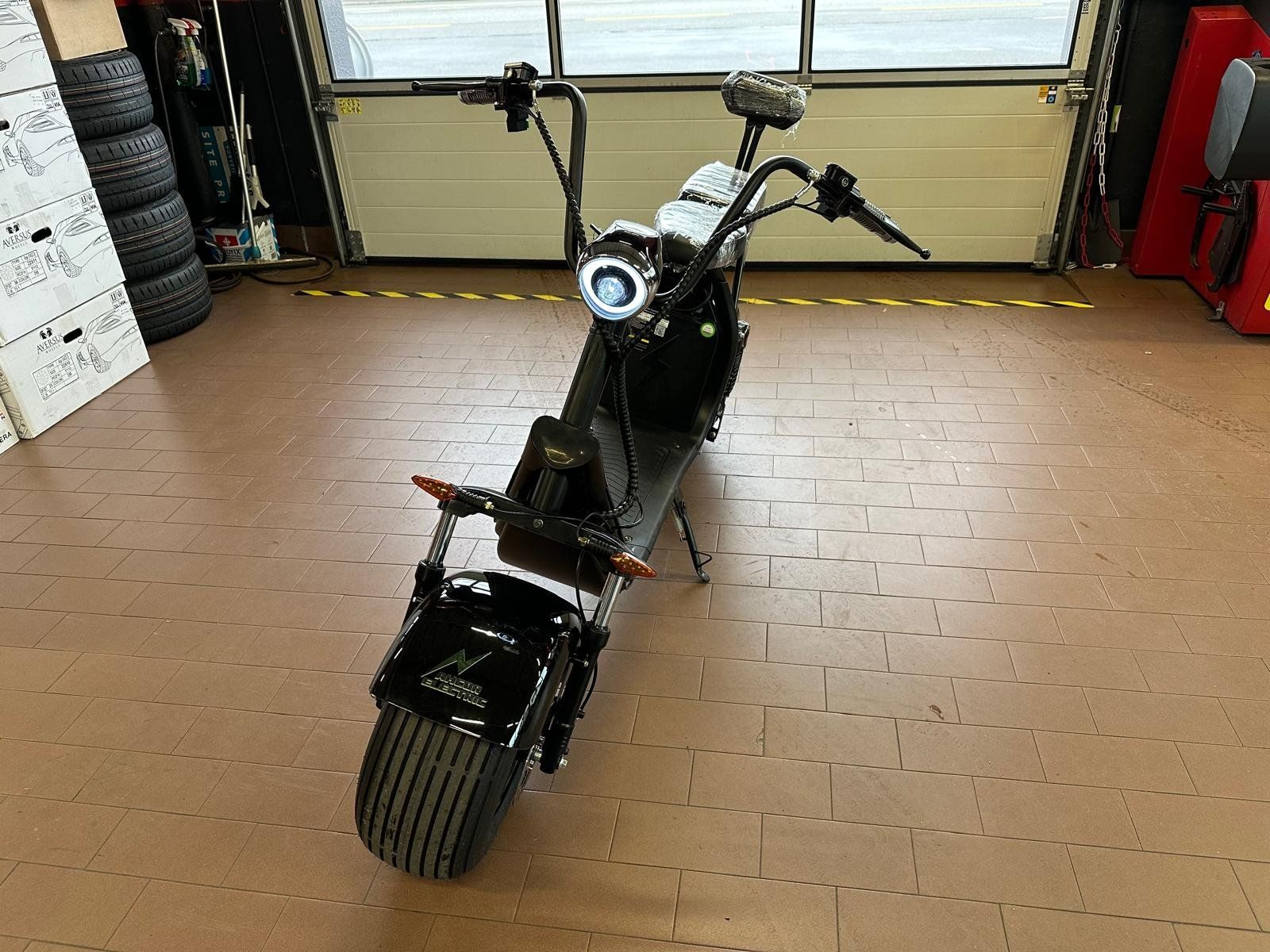 Citycoco Scooter: Scooter Eléctrique 20km/h – Nuovo (secondo la descrizione) da Courrendlin venduto da shopwheels 4