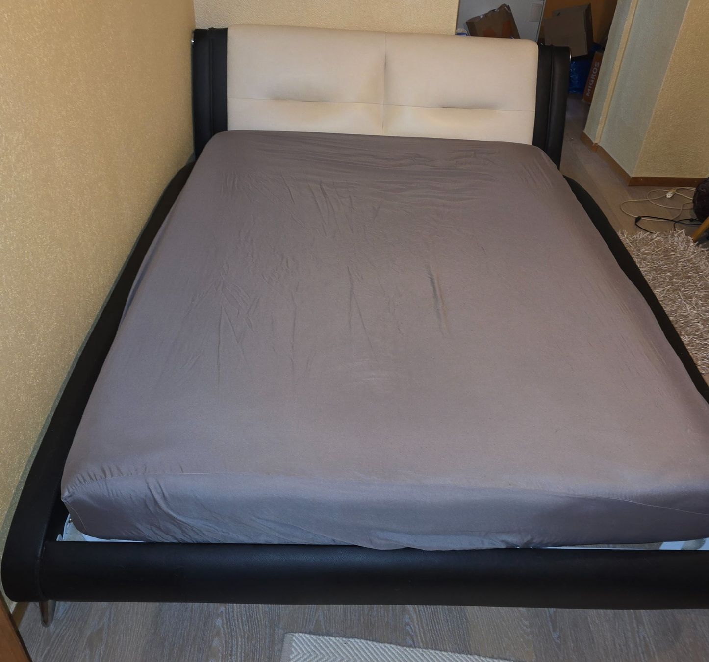 Letti: Lit 160x200 cm avec sommier – Usato da La Neuveville venduto da Diamise