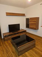 Wohnwand Regal Holzoptik mit Vitrine gebraucht Zustand