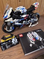 LEGO Technic BMW M 1000 RR 42130 komplett
