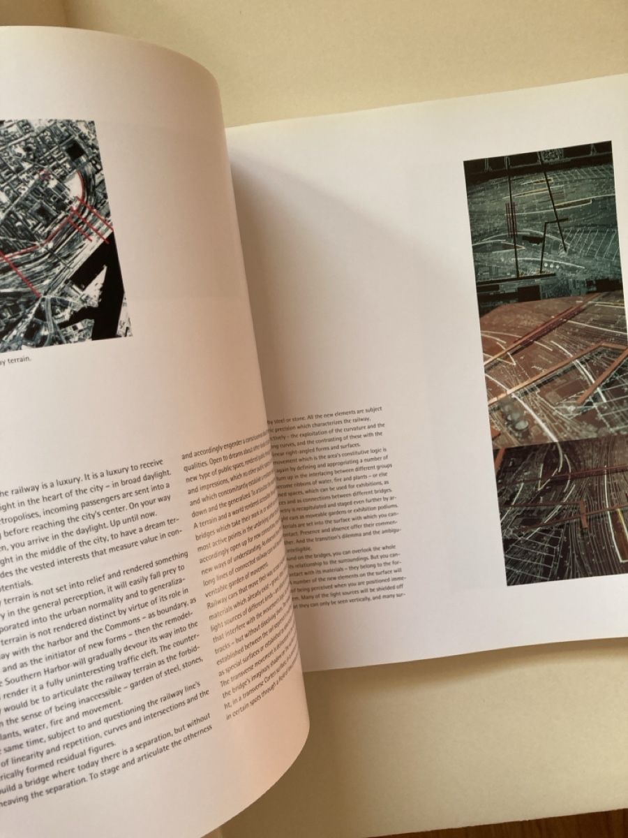 Bücher: Transitions: Space in the Dispersed City – Gebraucht aus Zürich von 000rk 2
