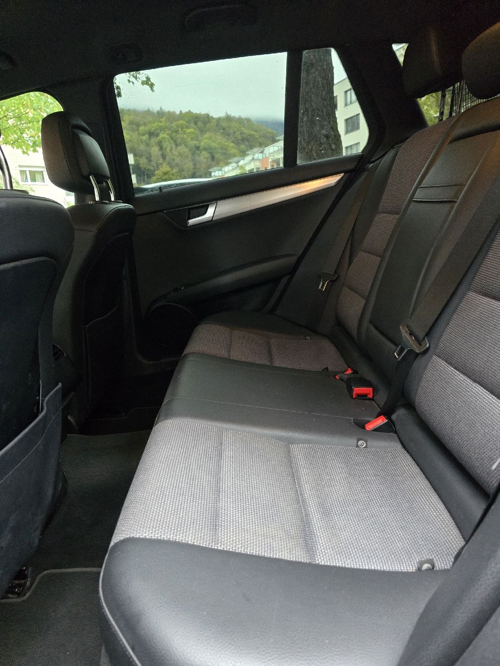 Mercedes-Benz Autos: Mecedes c 250 4 Matic  – Gebraucht aus Mels von dra_627x 5