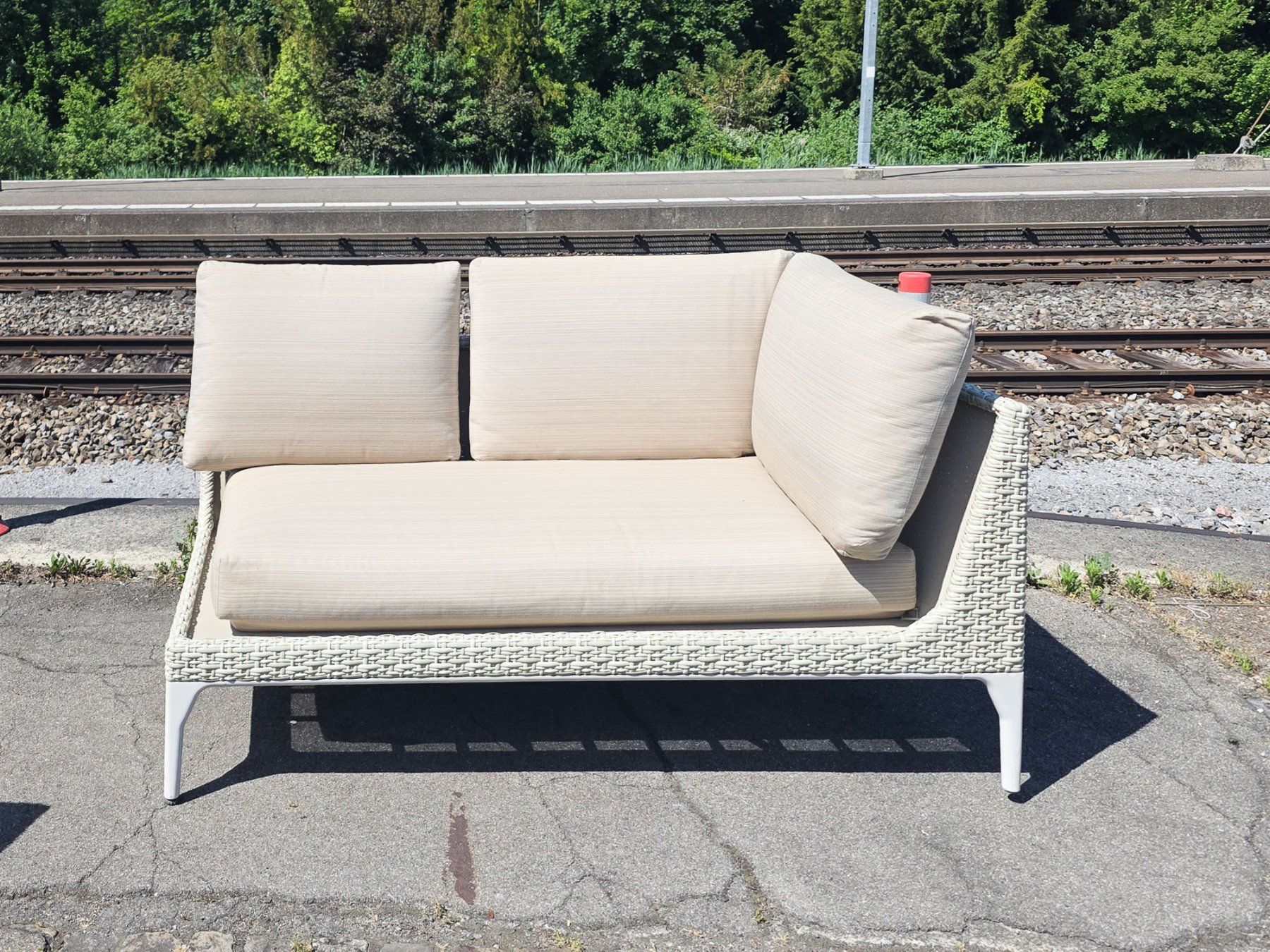Dedon Divani: Dedon Gartensofa - sehr guter Zustand - Ref 05/59 – Usato da Au ZH venduto da BrockiAu 1