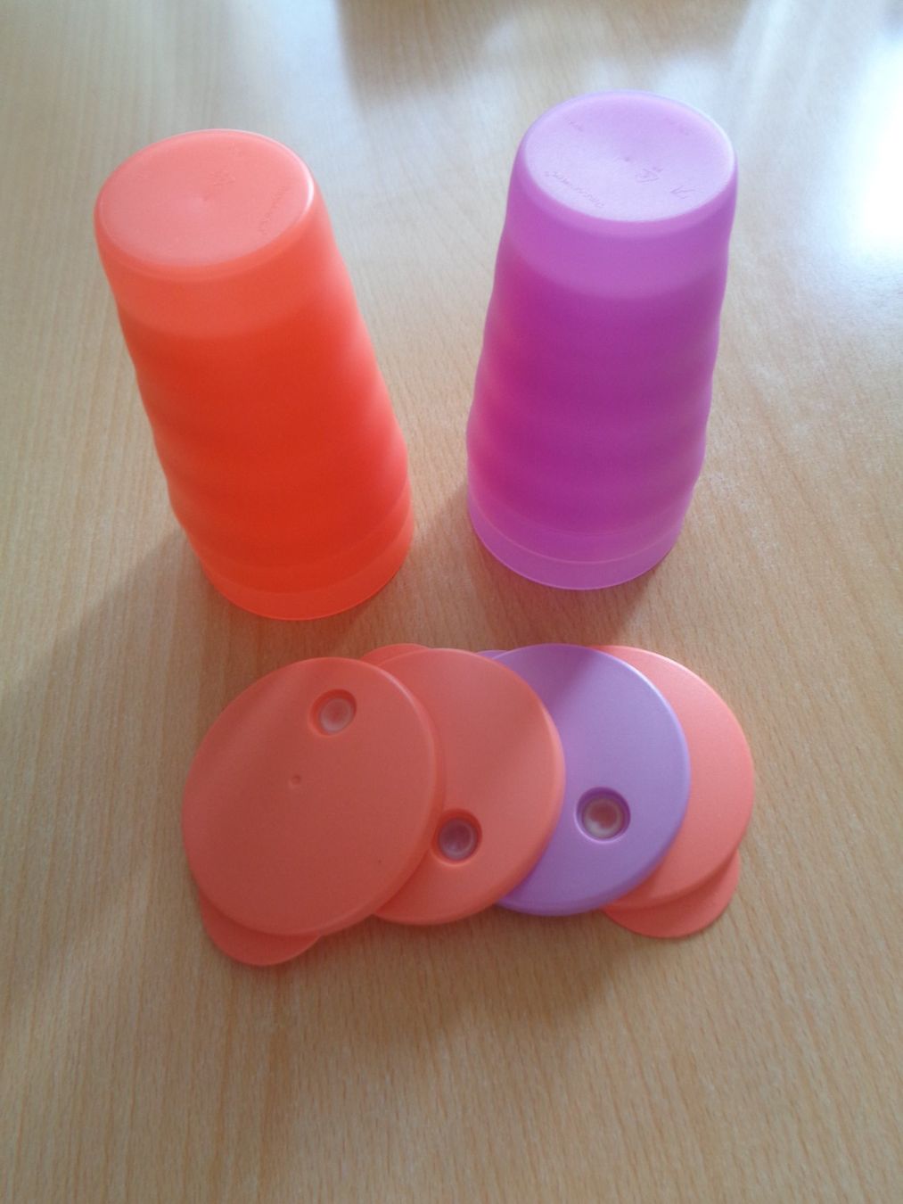 Tupperware Contenitori & Simili: Tupperware 6 Strohhalmbecher – Usato da Dietikon venduto da chroetli77 2