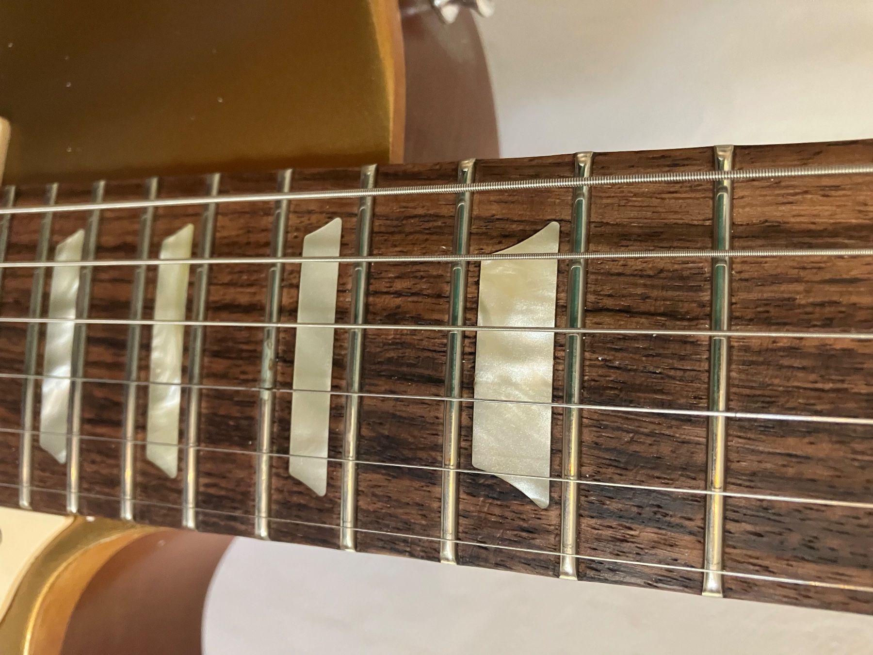 Strumenti musicali: Gibson Les Paul Tribute – Usato da Münchenstein venduto da Colo52 4