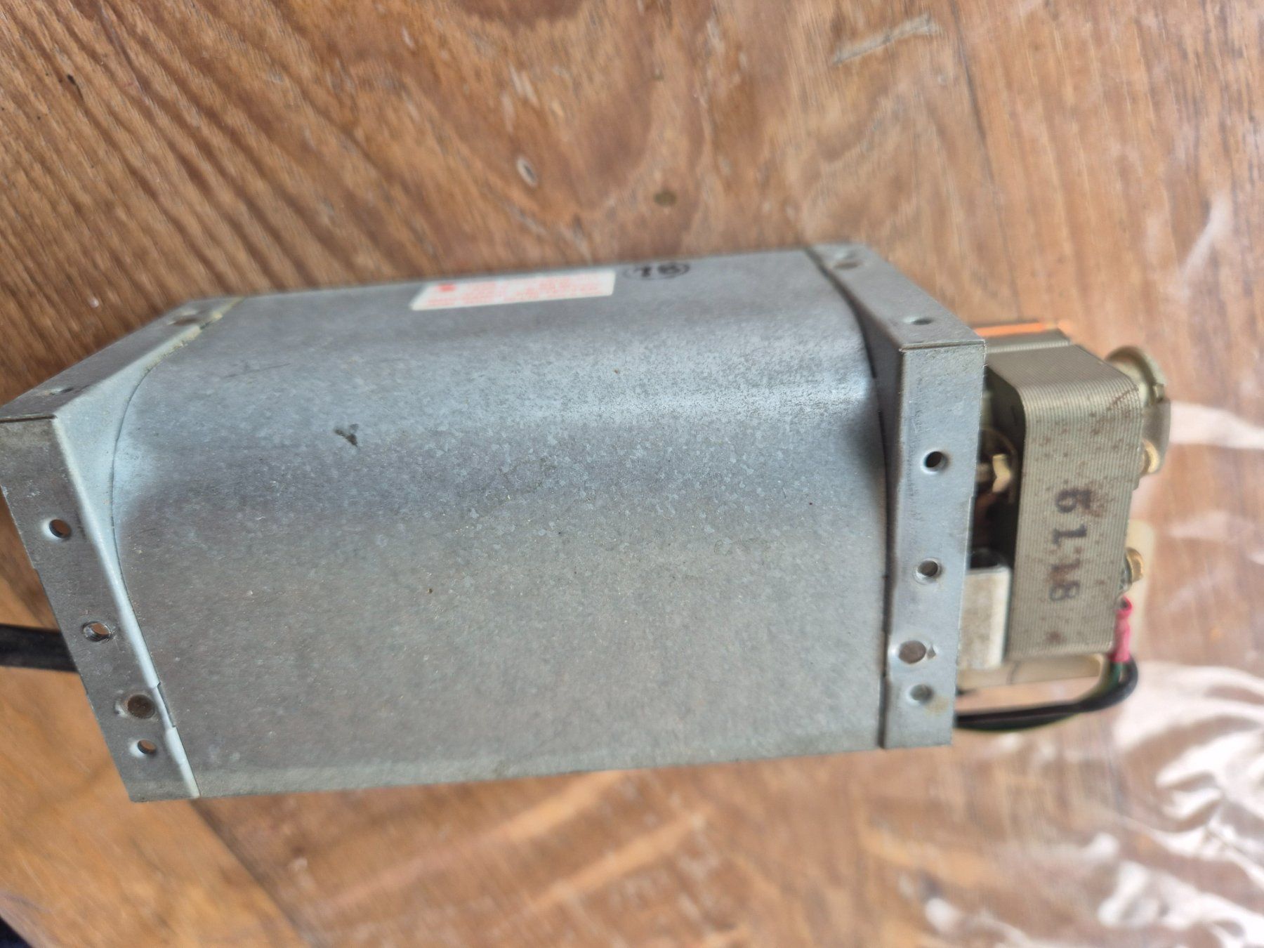 Motori: Moteur électrique/ ventilateur pour machine? – Usato da Monthey venduto da McAuthor 3