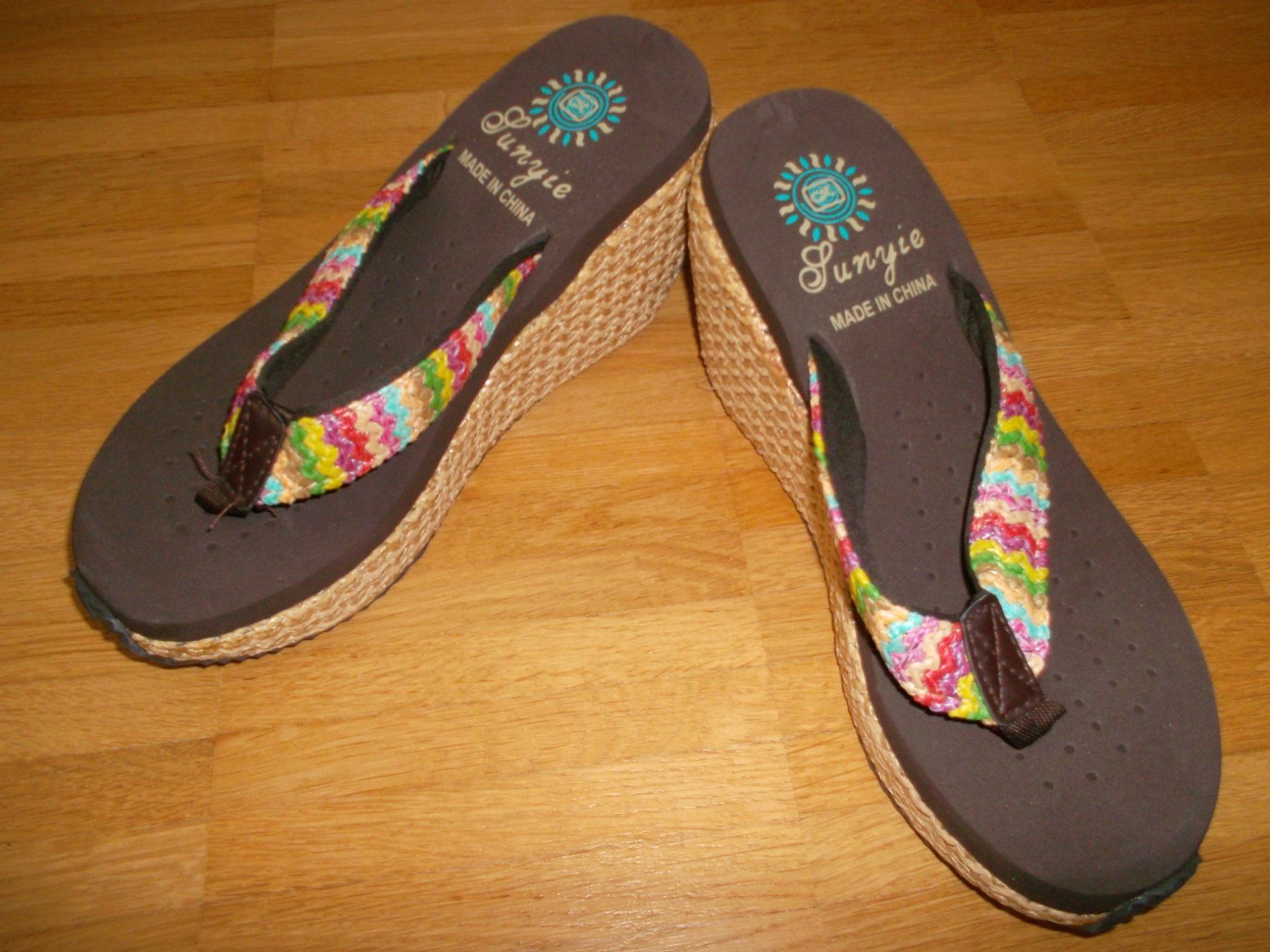Scarpe da donna: SOMMER SANDALE NEU GR. 37 – Nuovo e nell'imballaggio originale da Zofingen venduto da Felpa