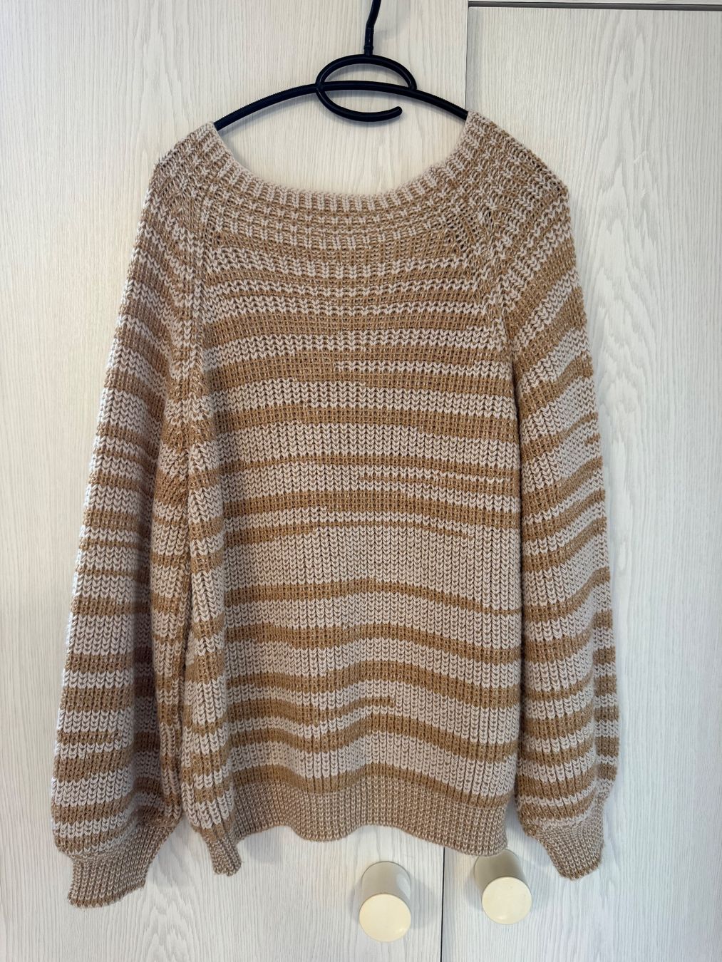 Pullover & Sweatshirts: Strickpullover Rinascimento beige – Gebraucht aus Dietlikon von martelena