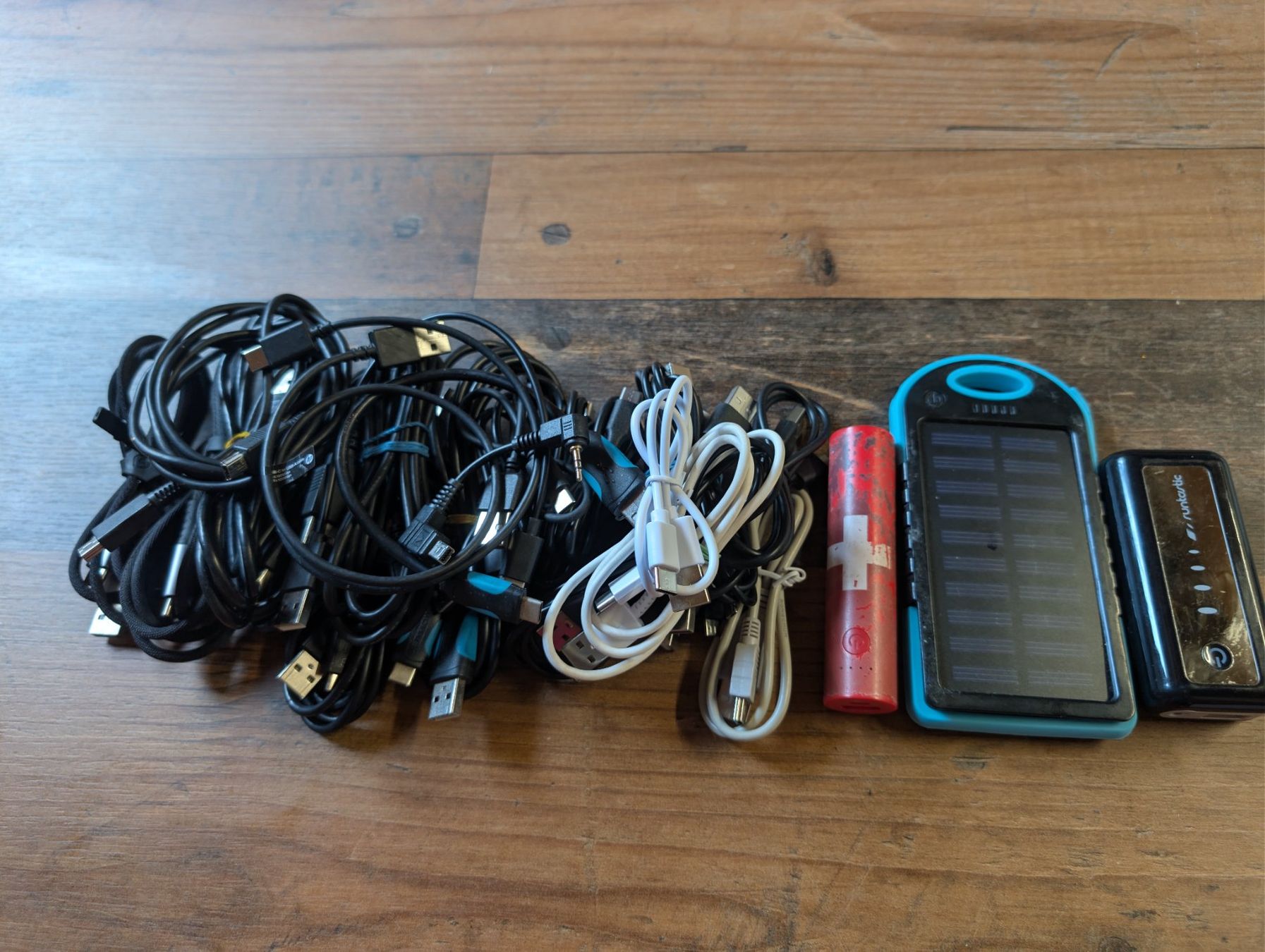 Kabel: Telefon-Zubehör - Diverse USB Kabel – Gebraucht aus Neuenhof von mlw_w98j 2
