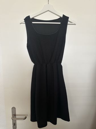 Sommer Kleid Schwarz, Grösse S, ideal für den Sommer!