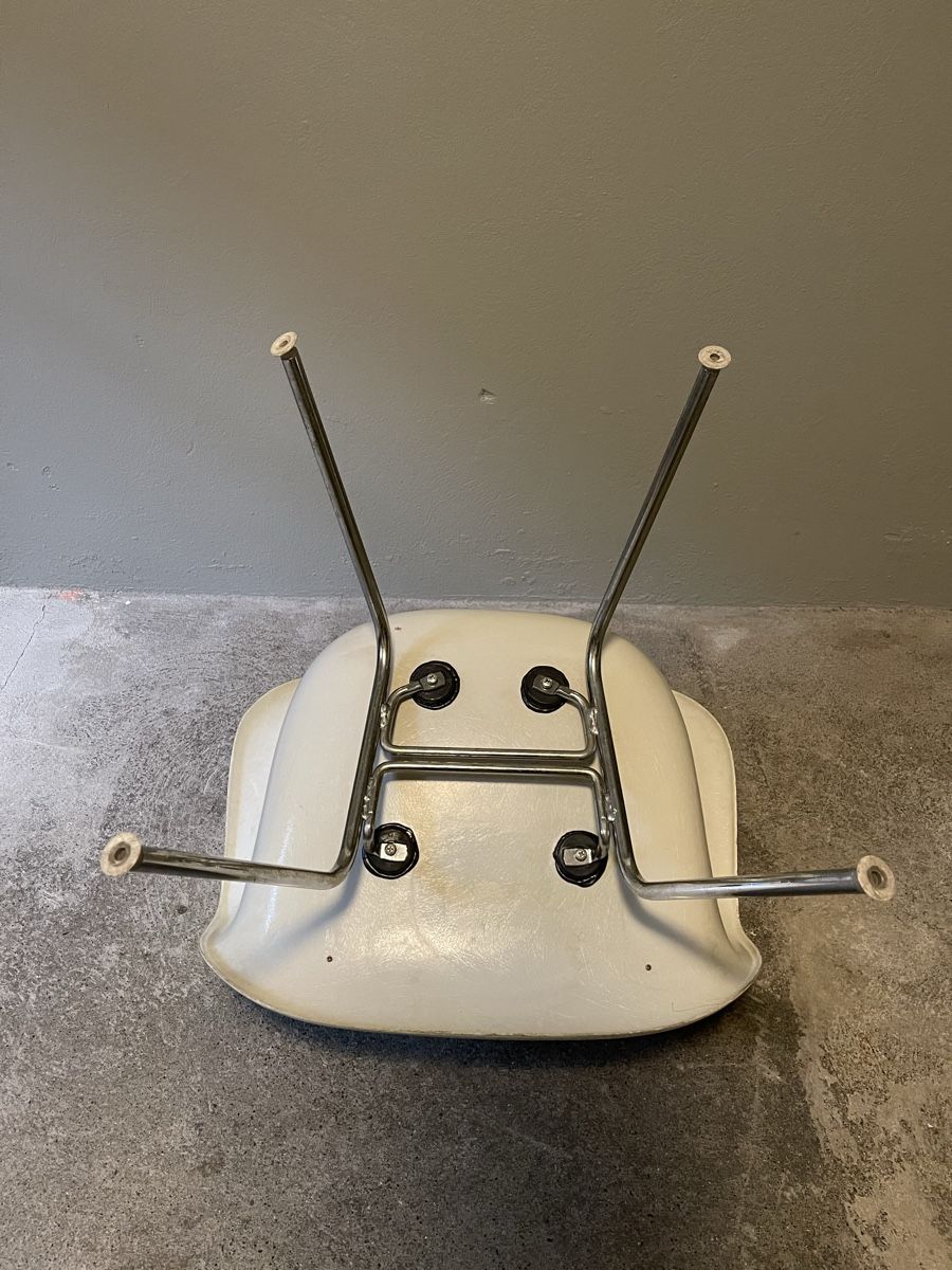 Eames Chaises: Eames Fiberglass Armchair Design Klassiker – D'occasion à Bern par Born_2_Fish 6