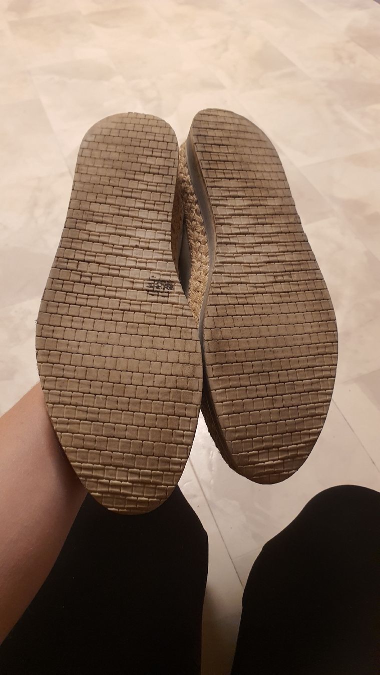 Scarpe da donna: Halbschuh in gr. 39 Silberfarbig – Usato da Flawil venduto da minggeli83 2