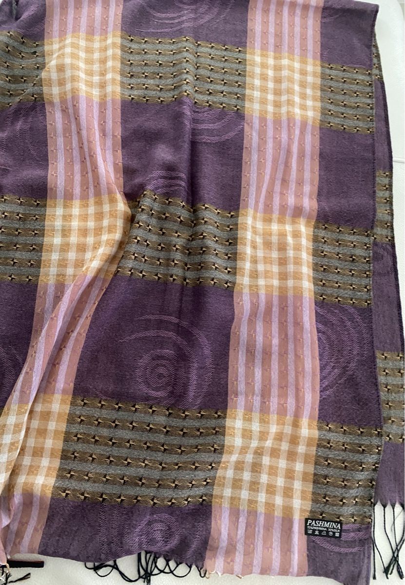 Foulard & Sciarpe: Pashmia Schal 🌸 – Usato da Opfikon venduto da Luis144 4