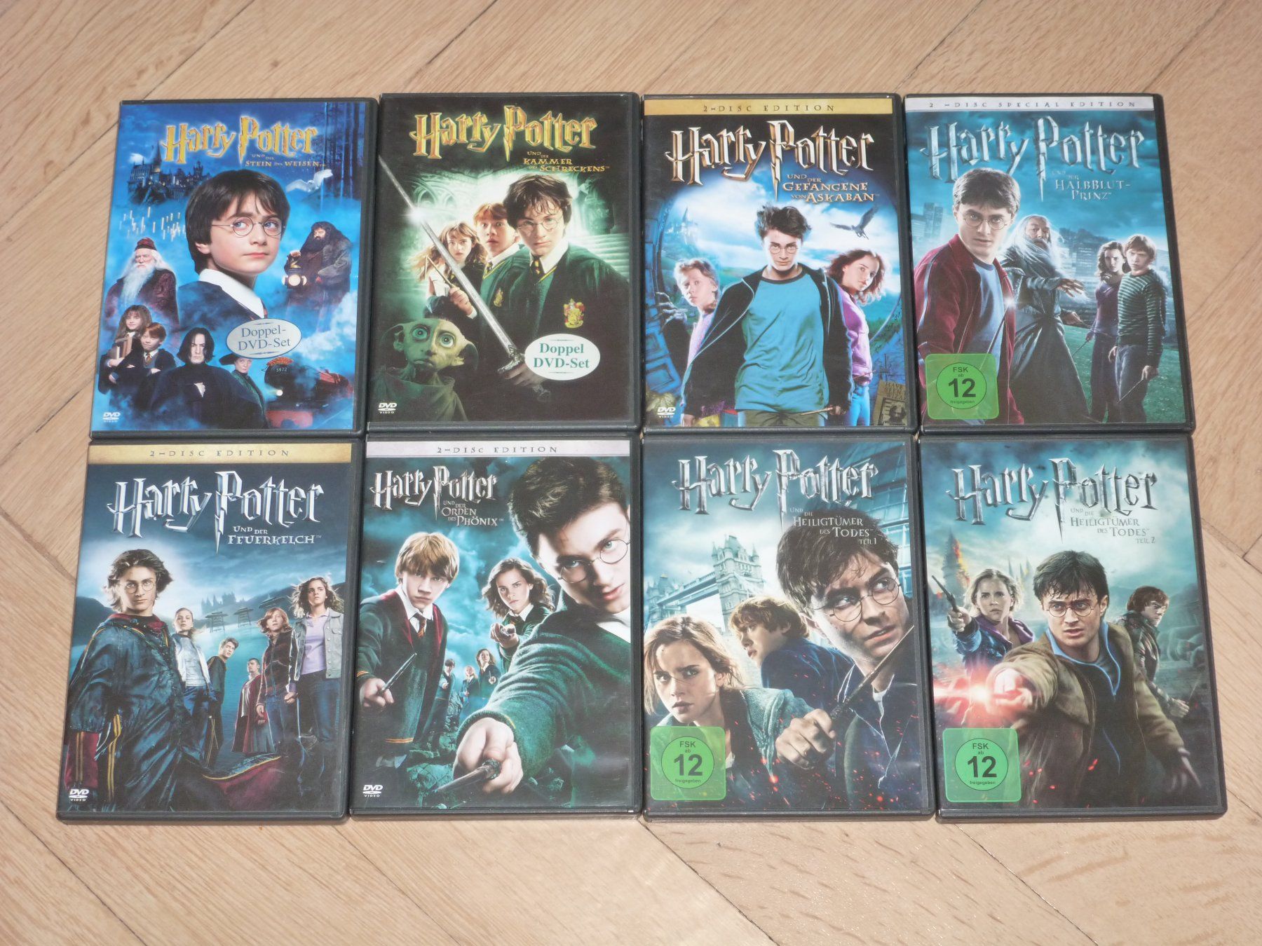Tutti i DVDs: 8 DVD HARRY POTTER 1 bis 7, Stühle – Usato da Burgdorf venduto da ronald-keller