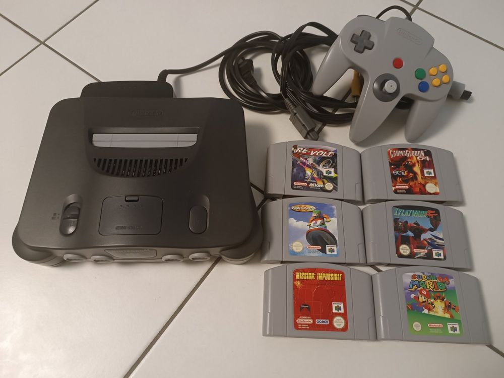 Nintendo Konsolen: N64 / Nintendo 64 Konsole mit 6 Games – Gebraucht aus  von