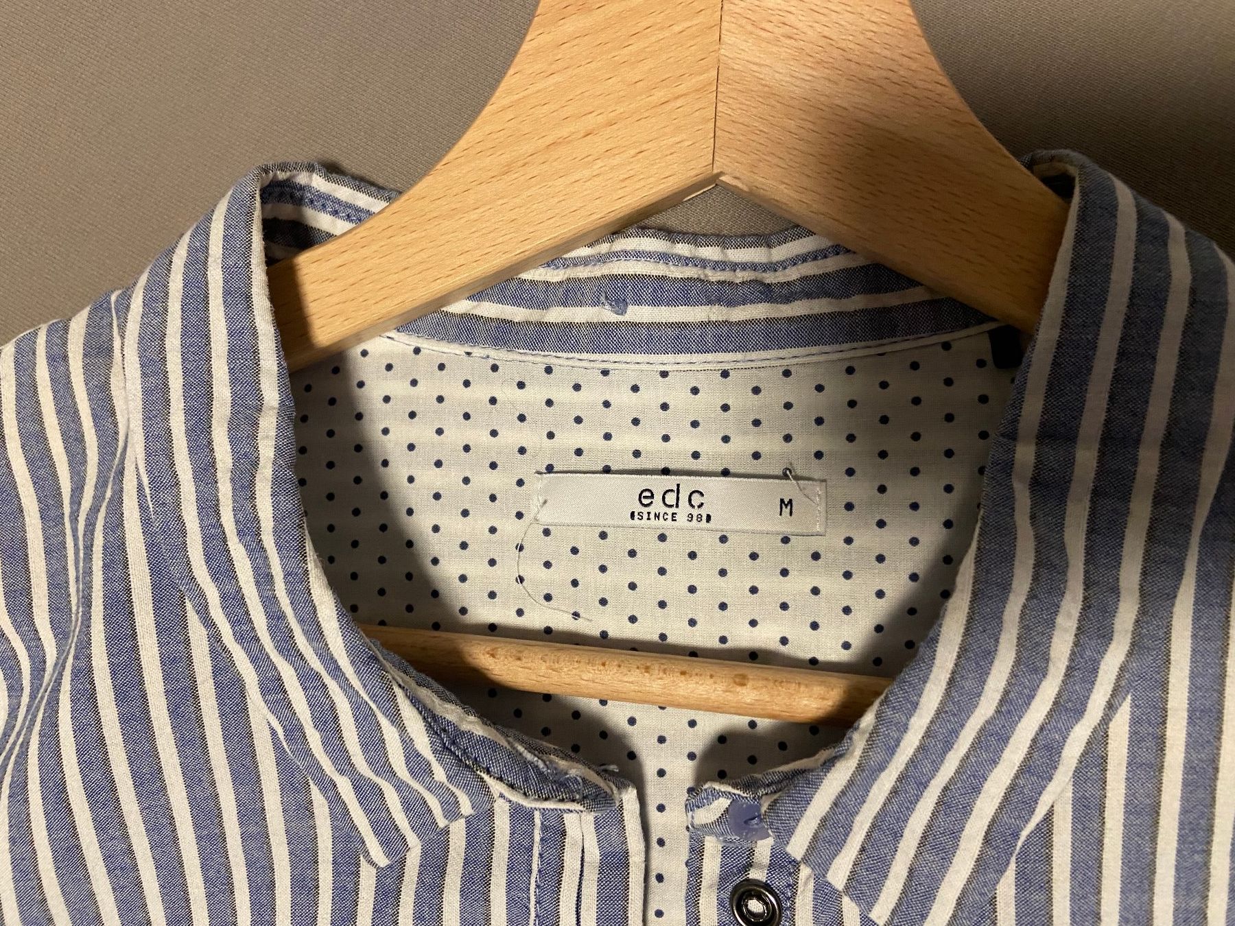 Camicette: edc Hemdbluse gestreift, Gr. M, Top Zustand! – Usato da Ehrendingen venduto da chippy1996 1