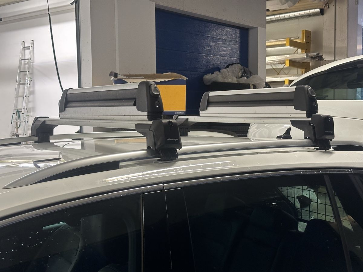 VW Portapacchi: Ski Dachträger Vw Tiguan original Vw – Usato da Wilen b. Wil venduto da Marc.H. 1