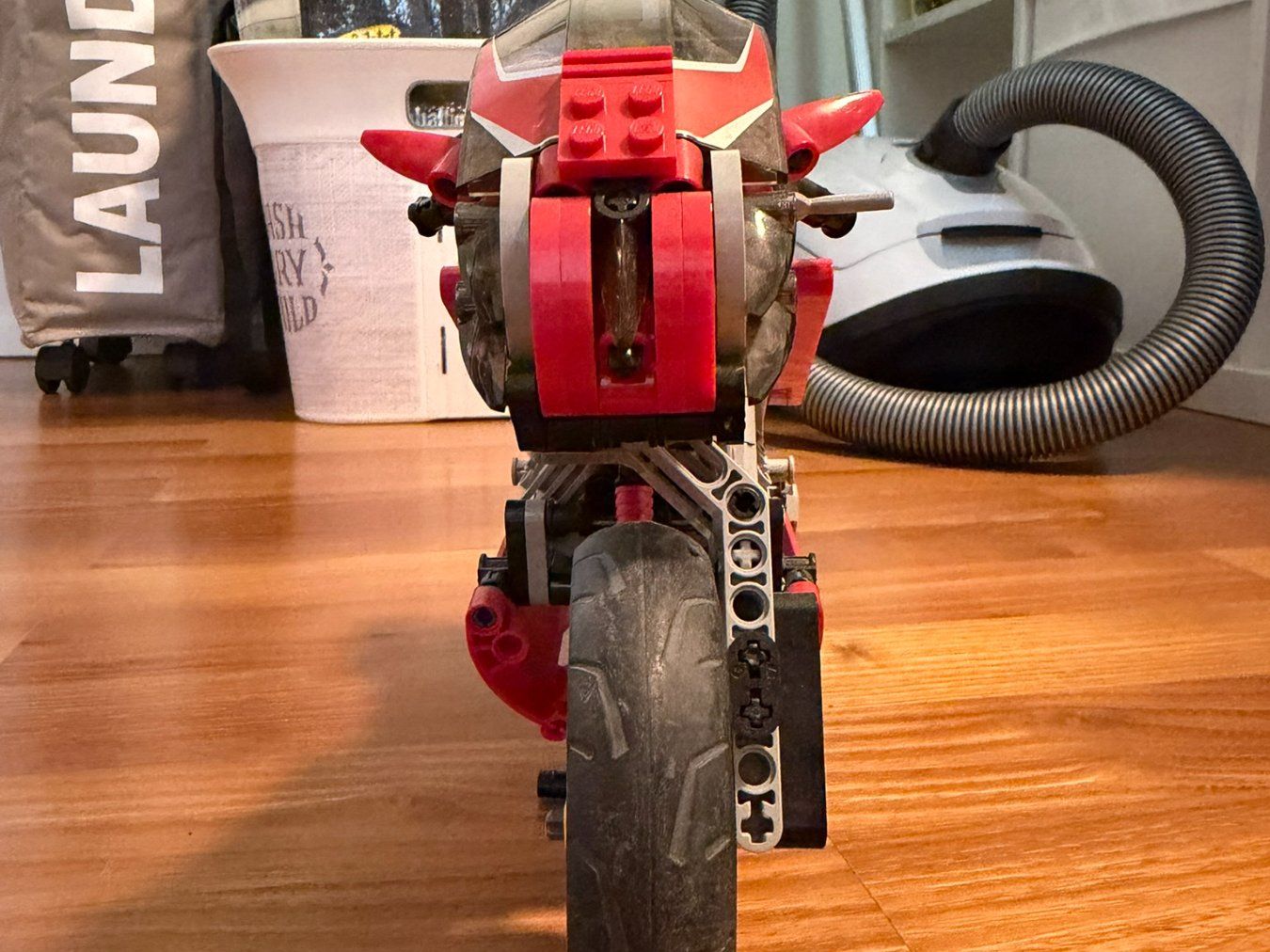 Lego Spielzeuge: Lego Technic Motorrad rot 8420 – Gebraucht aus Winterthur von fingerweg1 3