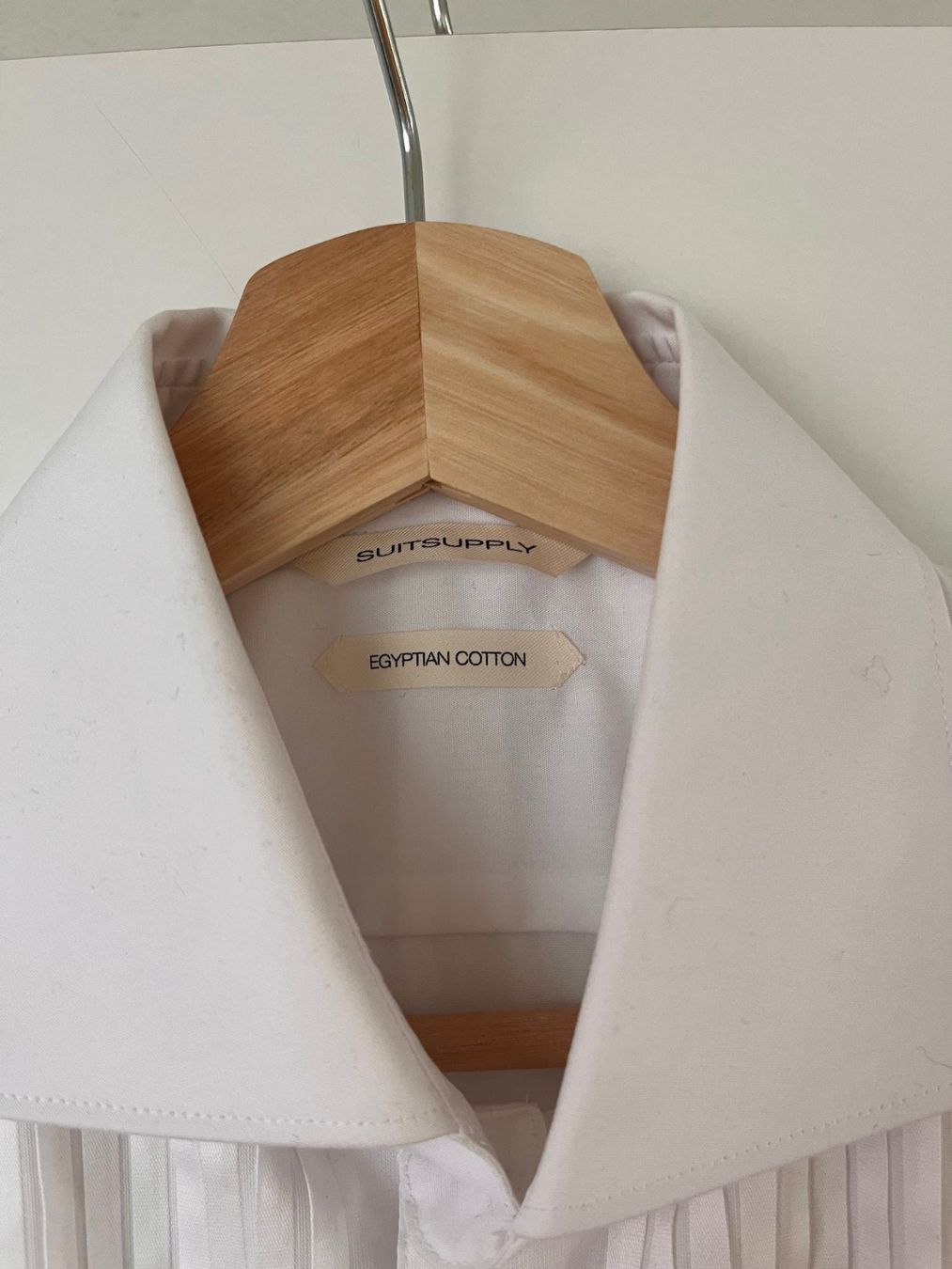 Hemden: Weißes Slim Fit Smokinghemd – Neu (gemäss Beschreibung) aus Glattpark(Opfikon) von pau_w672 2