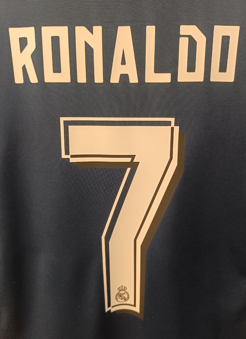 Real Madrid Canottiere & Pantaloni: RONALDO #7 Original Real Madrid 2015-16 Third Trikot – Usato da St-Léonard venduto da SwissDealsJersey 3